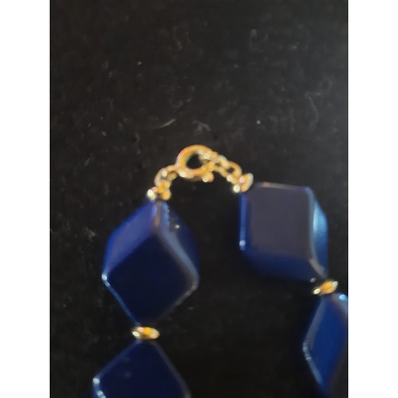 Trifari Signed 1970's Vintage Statement Necklace - Picture 5 of 9